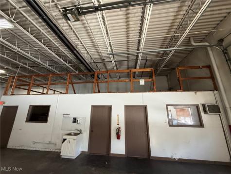 1787 Highland Road Twinsburg OH 44087