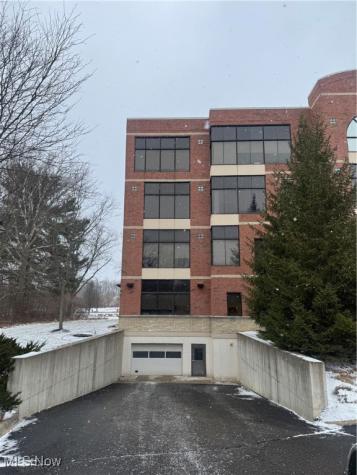 822 Kumho Drive Fairlawn OH 44333