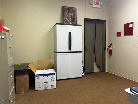 38450 Chester Road Avon OH 44011