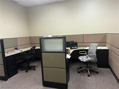 38450 Chester Road Avon OH 44011