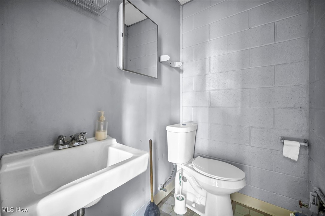 405 Broadway Avenue Bedford OH 44146