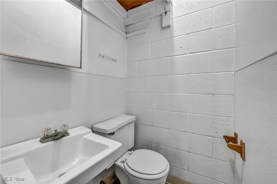 405 Broadway Avenue Bedford OH 44146