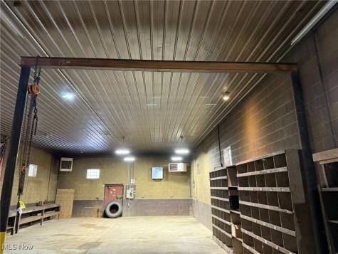 11990 State Route 800 NE Magnolia OH 44643