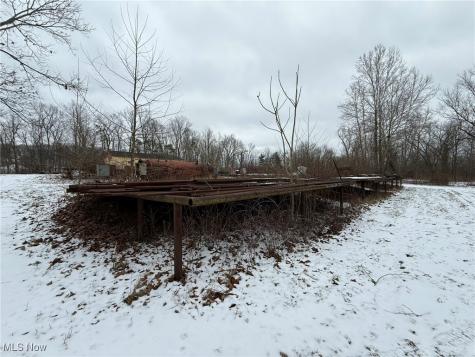 11990 State Route 800 NE Magnolia OH 44643