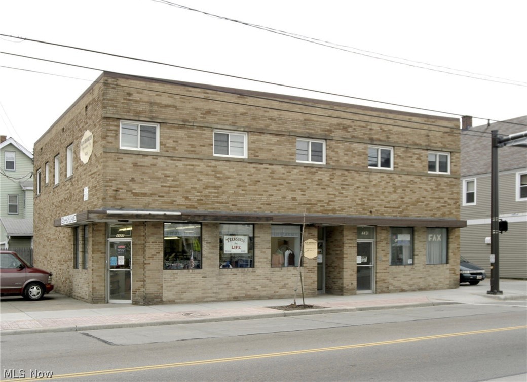 4427 State Road Cleveland OH 44109