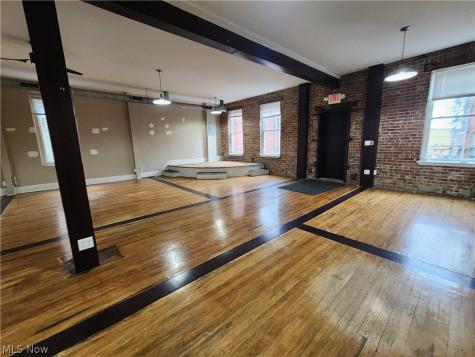 47 N 4th Street Zanesville OH 43701