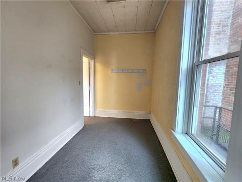 47 N 4th Street Zanesville OH 43701