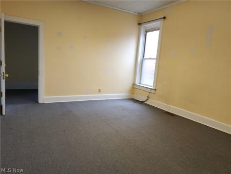 47 N 4th Street Zanesville OH 43701