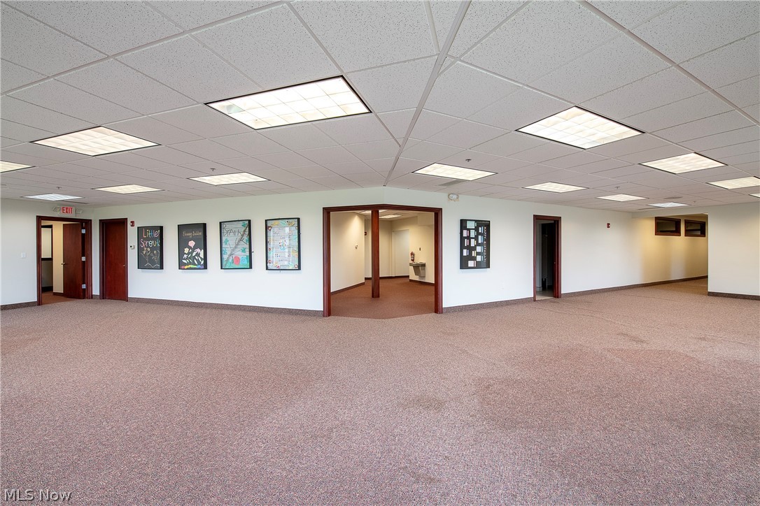 387 Golfview Lane Highland Heights OH 44143