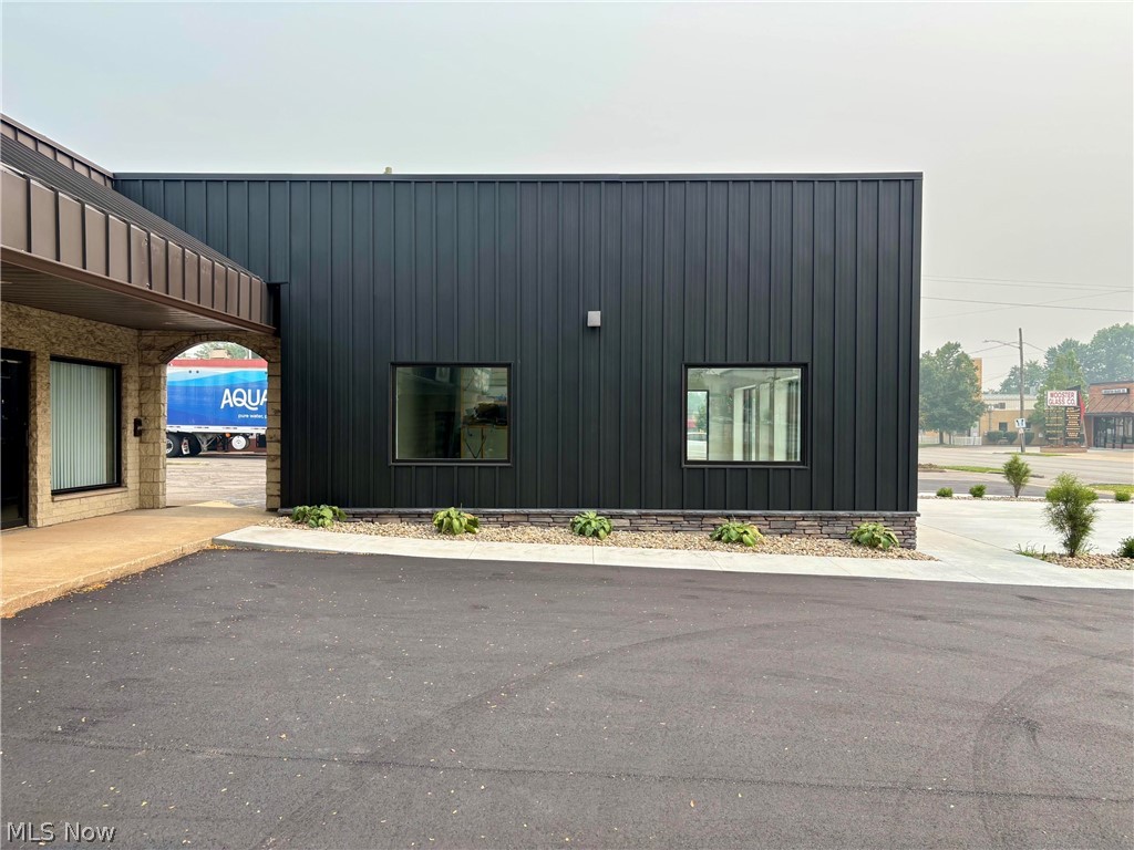 346 S Market Street Wooster OH 44691