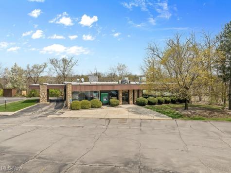 11221 Pearl Road Strongsville OH 44136