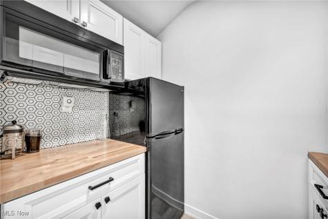 1929 E Royalton Road Broadview Heights OH 44147