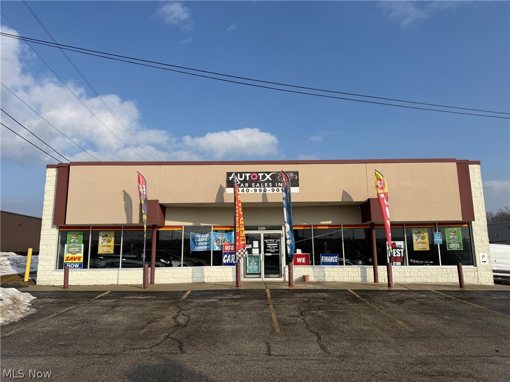 4633 Northfield Road North Randall OH 44128