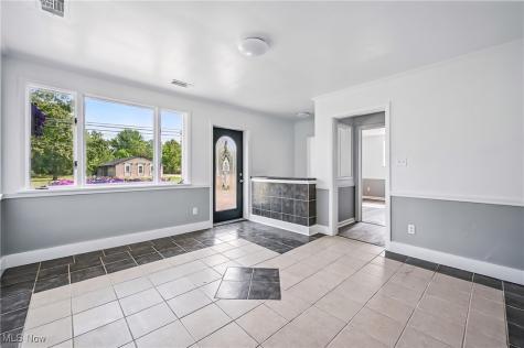 10861 Mahoning Avenue North Jackson OH 44451