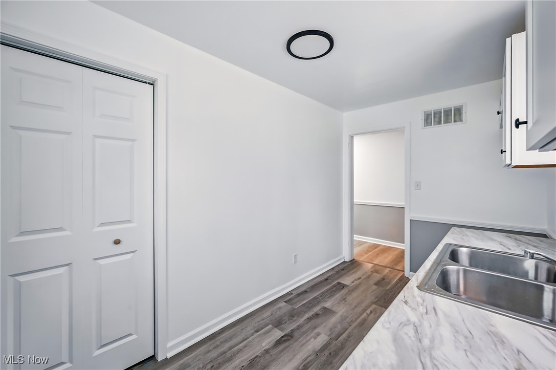 10861 Mahoning Avenue North Jackson OH 44451