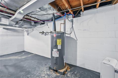 10861 Mahoning Avenue North Jackson OH 44451