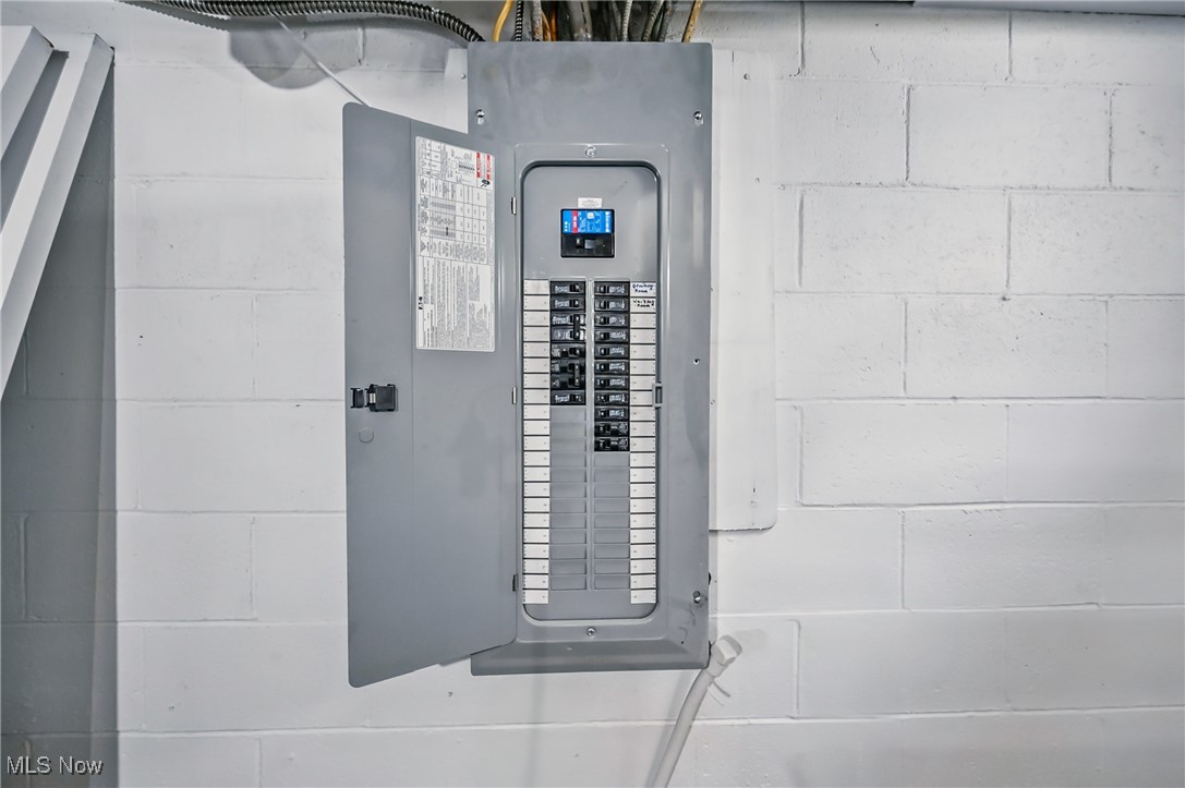 10861 Mahoning Avenue North Jackson OH 44451