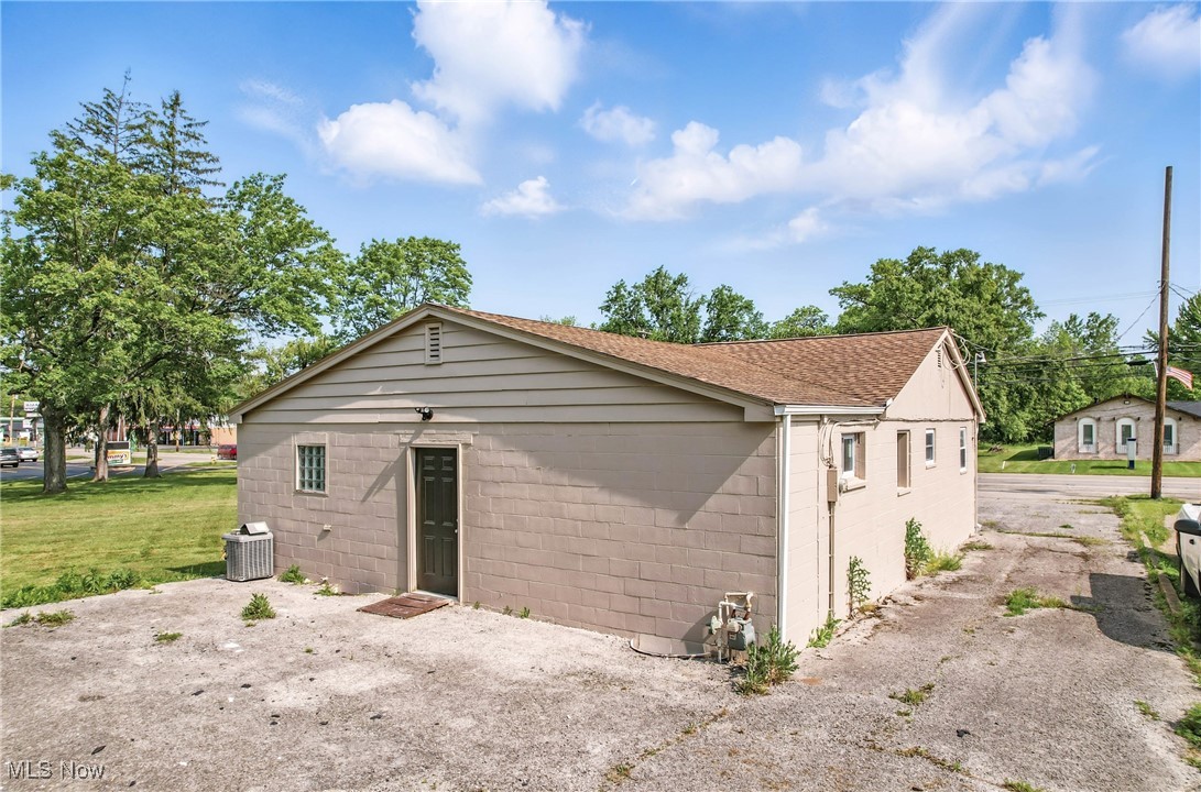 10861 Mahoning Avenue North Jackson OH 44451