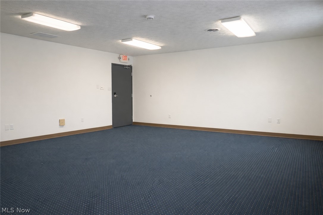 1300 Weathervane Lane Akron OH 44313