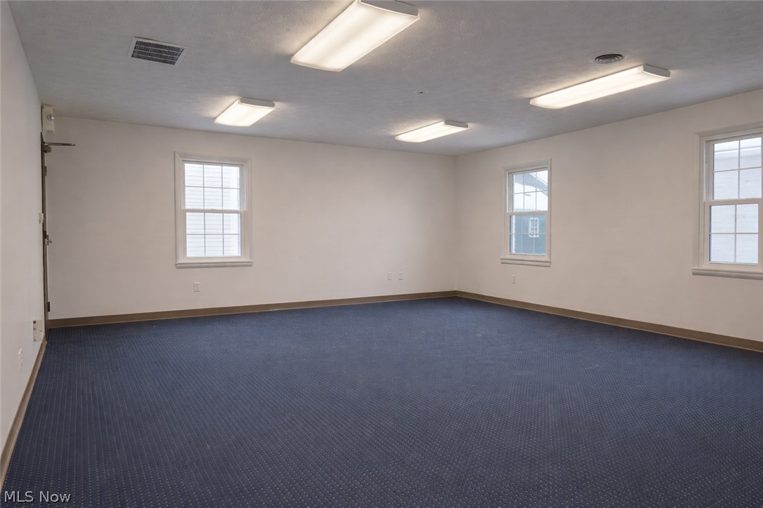 1300 Weathervane Lane Akron OH 44313