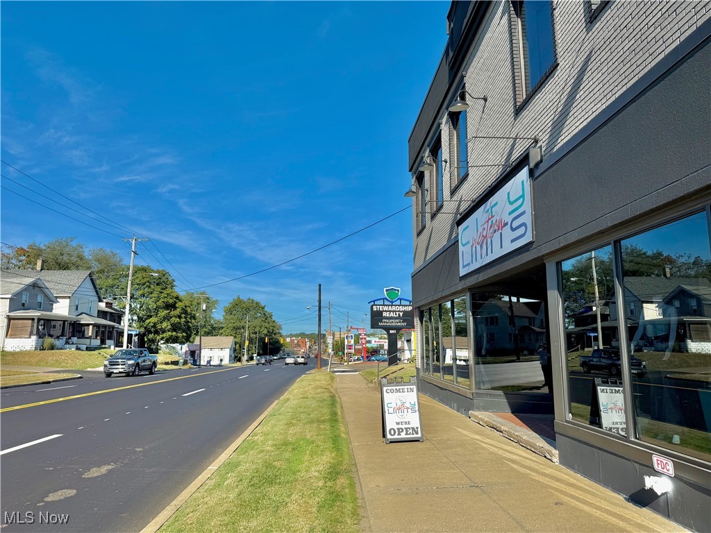 641 Lincoln Way W Massillon OH 44647