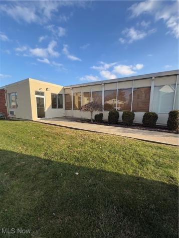 216 Highland Avenue Cambridge OH 43725