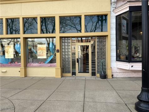 108 E High Avenue New Philadelphia OH 44663