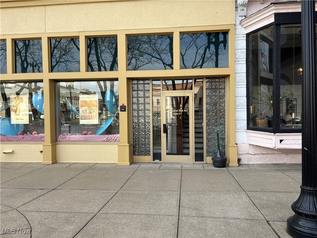 108 E High Avenue New Philadelphia OH 44663