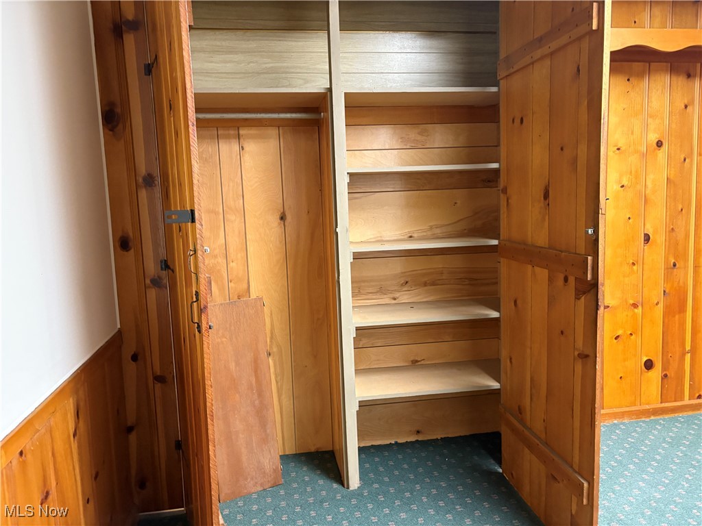 108 E High Avenue New Philadelphia OH 44663