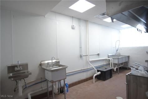 9918 Lorain Avenue Cleveland OH 44144