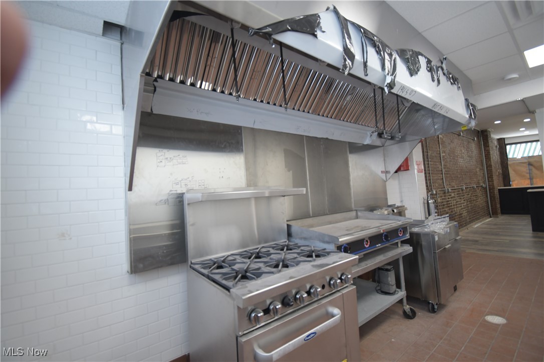 9918 Lorain Avenue Cleveland OH 44144