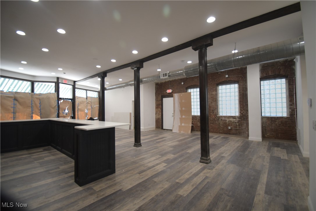 9918 Lorain Avenue Cleveland OH 44144