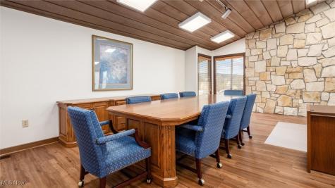 9711 E Pike Road Cambridge OH 43725