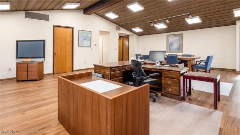 9711 E Pike Road Cambridge OH 43725