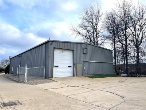 38316 Airport Parkway Willoughby OH 44094