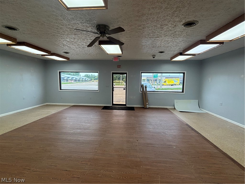 4220 State Route 43 Kent OH 44240