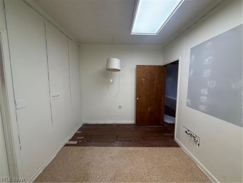 4220 State Route 43 Kent OH 44240