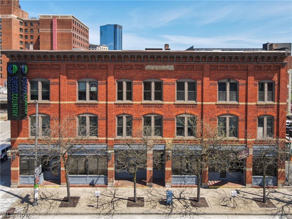 2217 E 9th Street Cleveland OH 44115