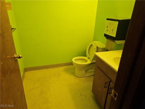 14966 Thompson Avenue Middlefield OH 44062