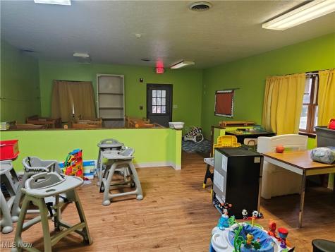 14966 Thompson Avenue Middlefield OH 44062