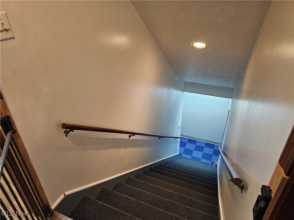 14966 Thompson Avenue Middlefield OH 44062