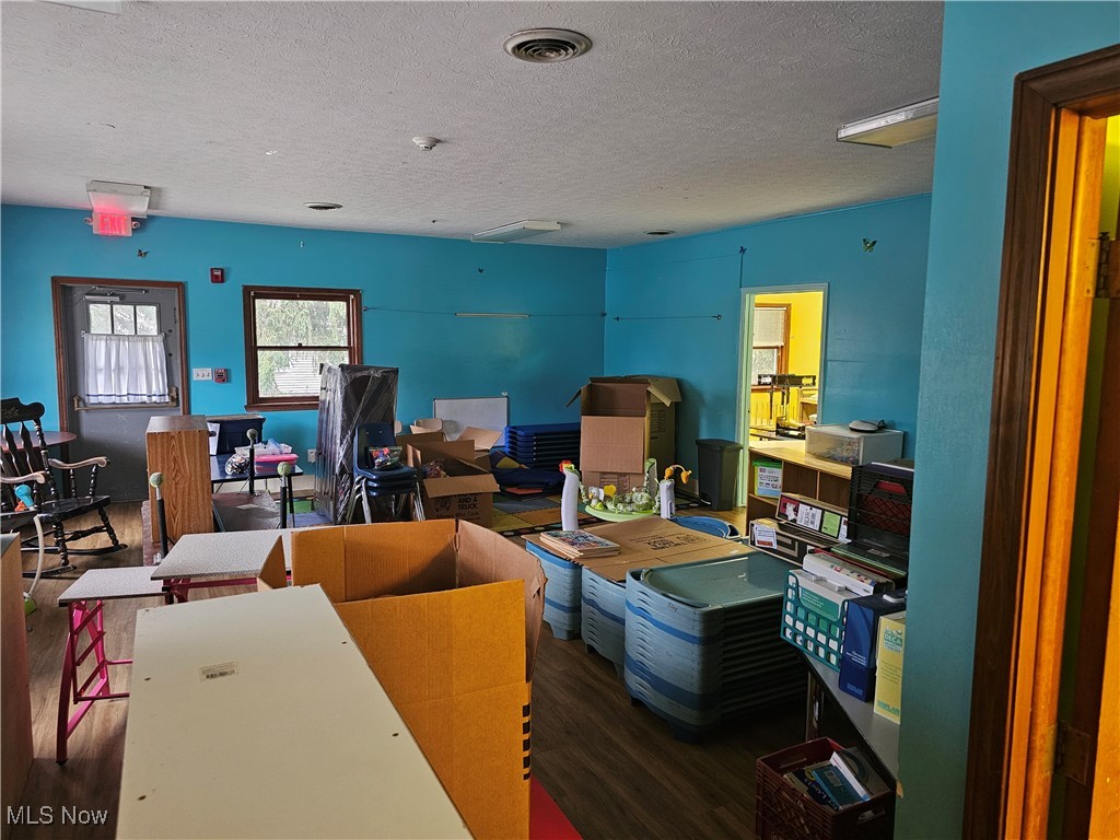 14966 Thompson Avenue Middlefield OH 44062