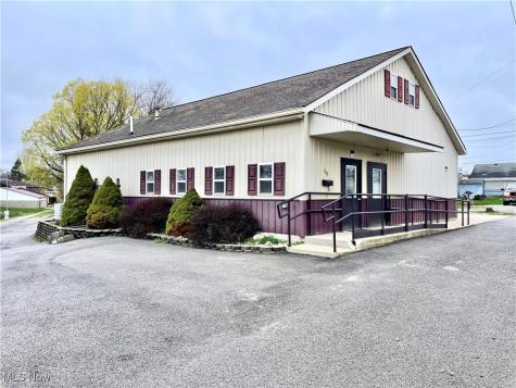 302 S Chestnut Barnesville OH 43713