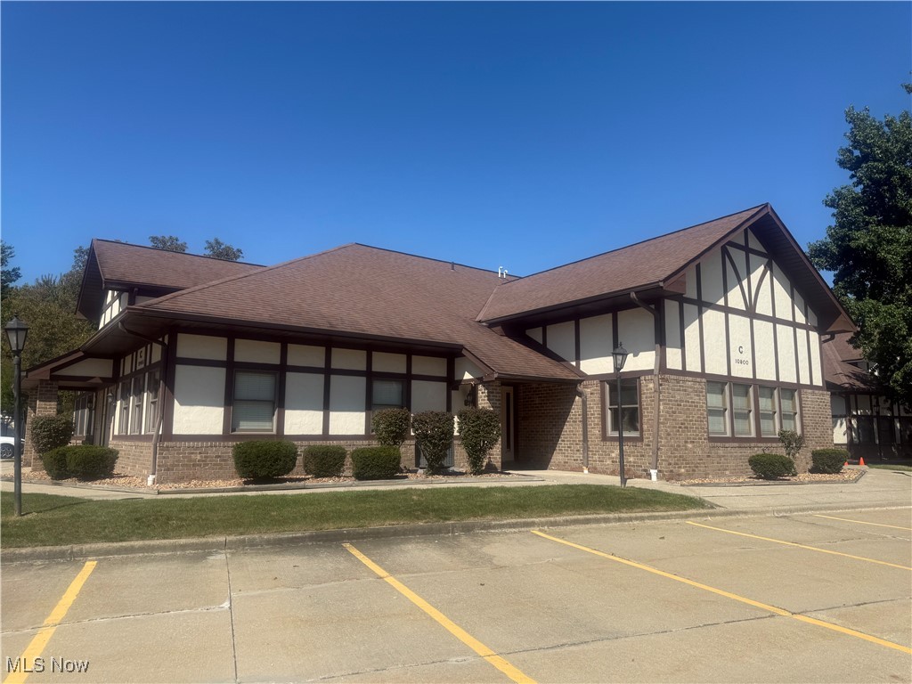 10900 Pearl Road Strongsville OH 44136