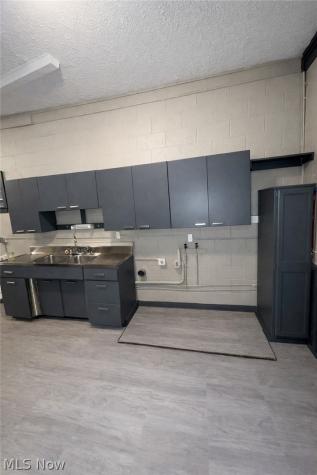 1757 Broadway Lorain OH 44052