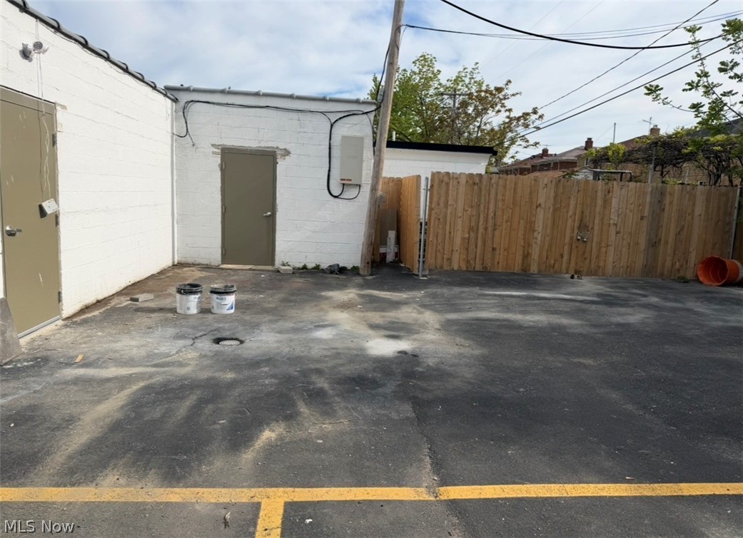 891 E 222nd Street Euclid OH 44123