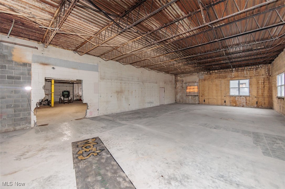 160 Eady Court Elyria OH 44035