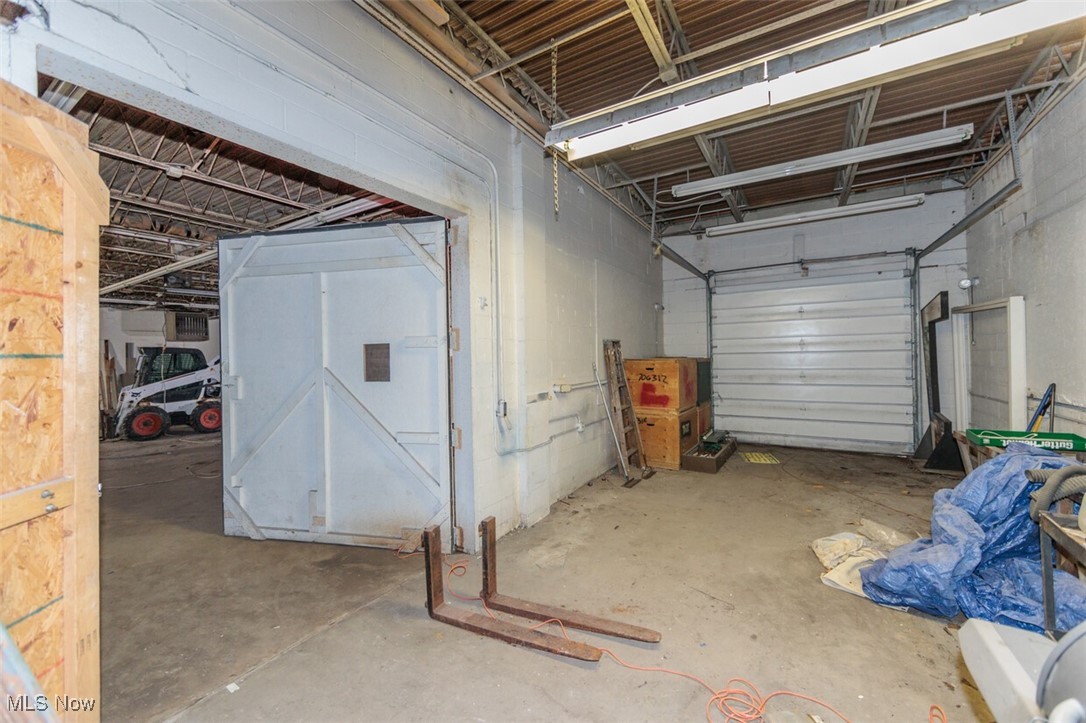 160 Eady Court Elyria OH 44035