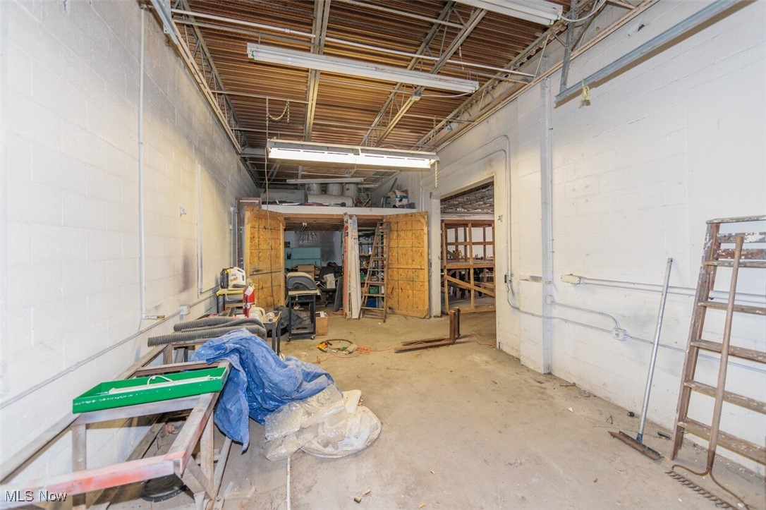 160 Eady Court Elyria OH 44035