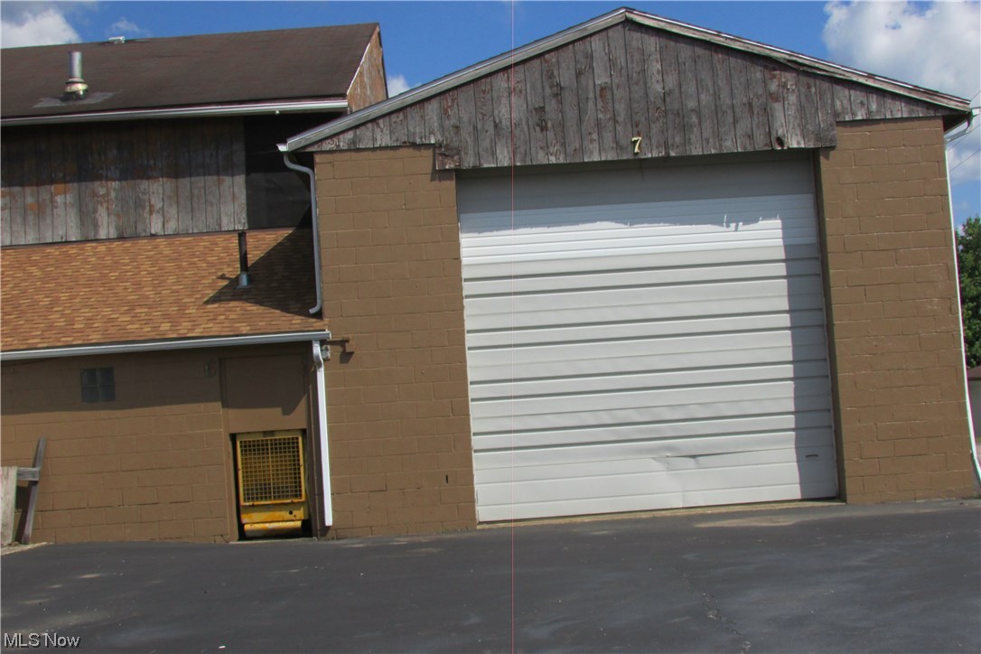 15525 W High Street Middlefield OH 44062